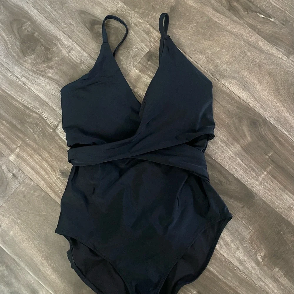 Black One-Piece Swim Suit with Twist Waist - Picture 3 of 4